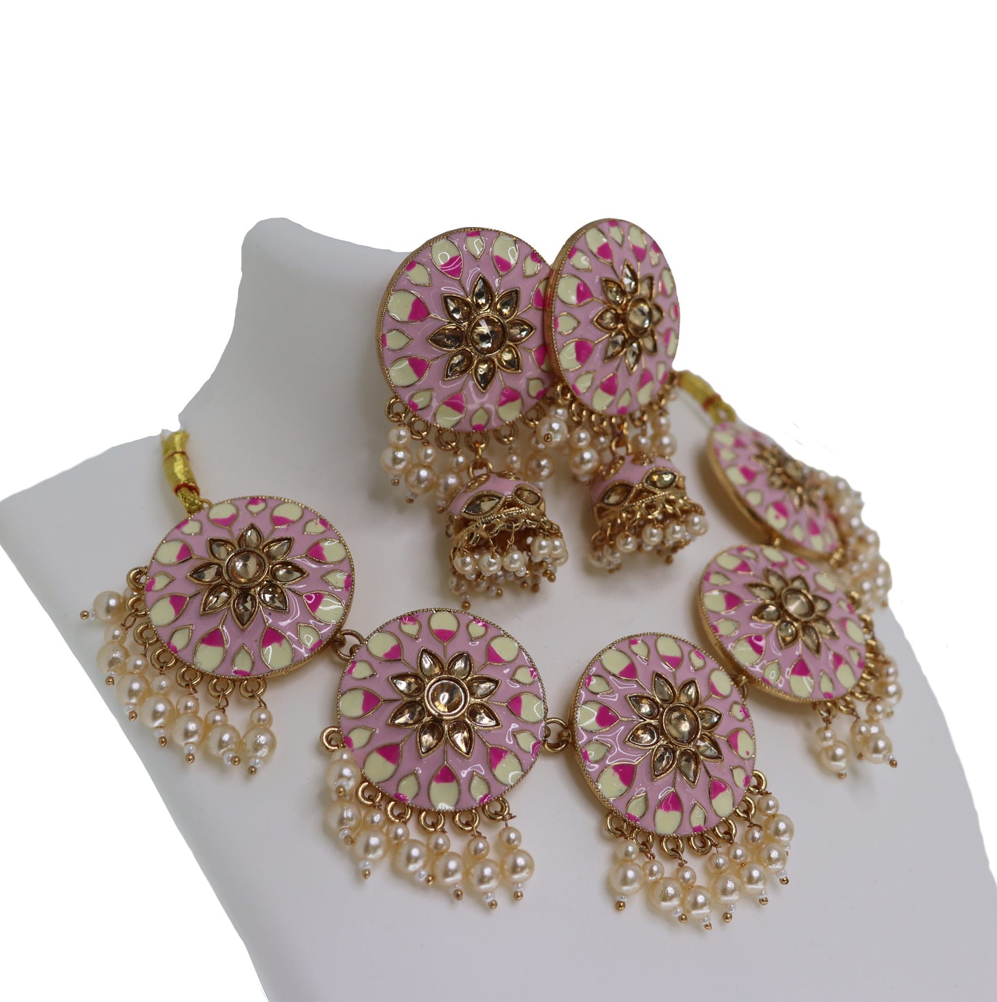 Coral Gujjan Choker Set