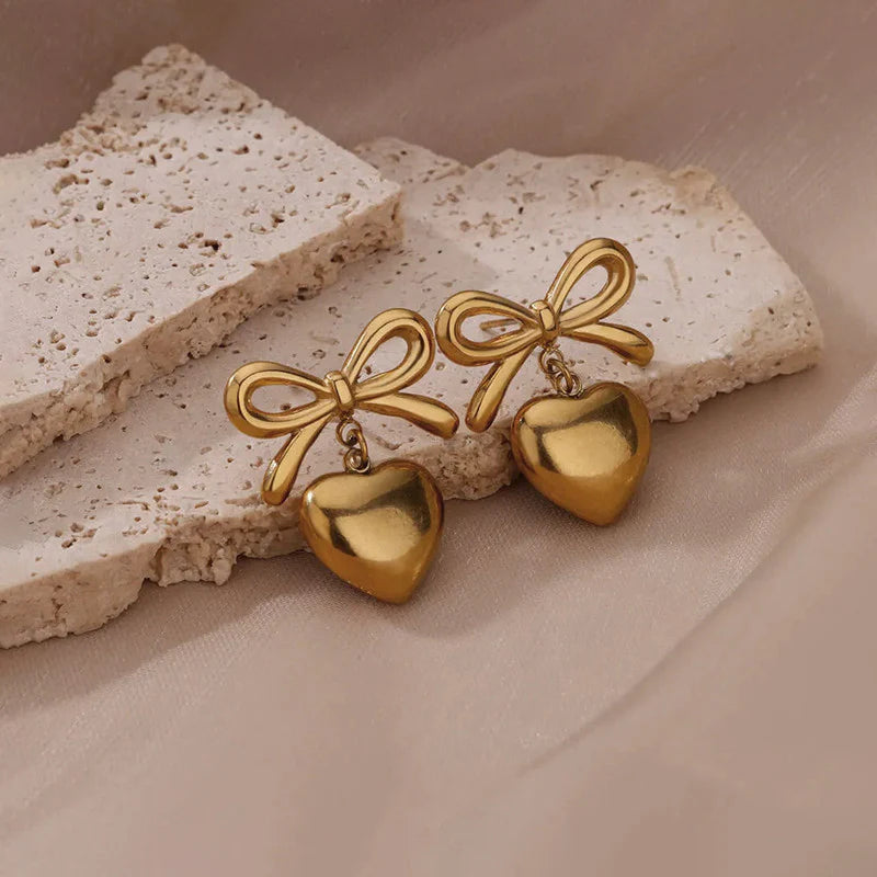 18Kt Wrapped Love Earrings