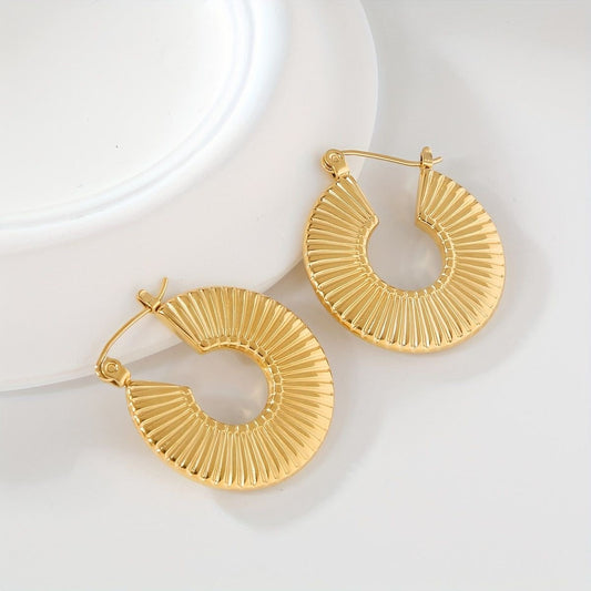 18Kt Striped Hoops Earrings